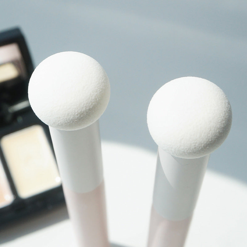 mushroom head concealer brush #B4642