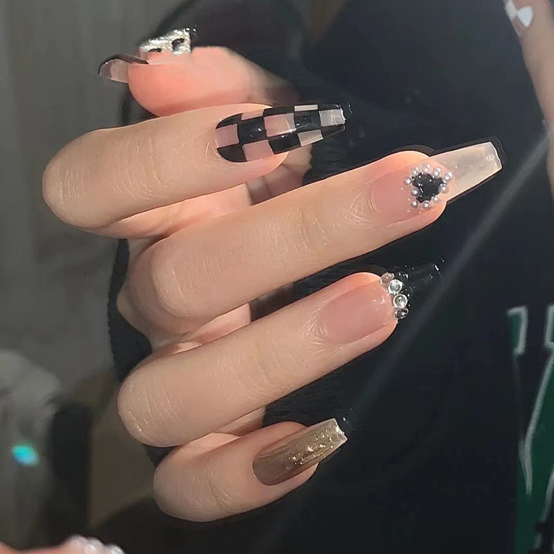 Black and White Love Fake Nail #N2553