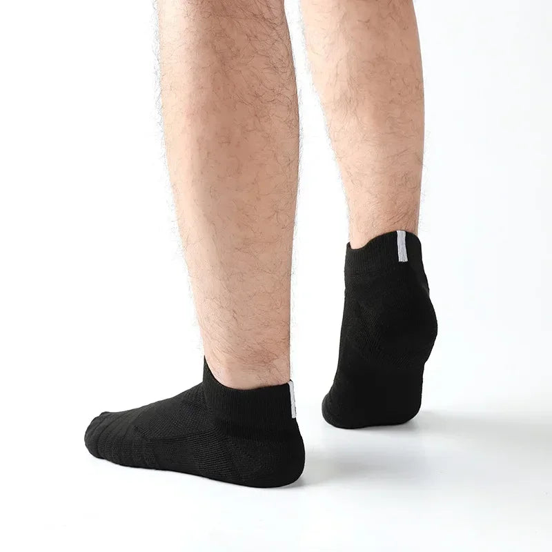 HSS 6 Pairs New Men Sports Running Fitness Flight Short Tube Socks Women's Towel Bottom Basketball Socks Solid Color Black Socks