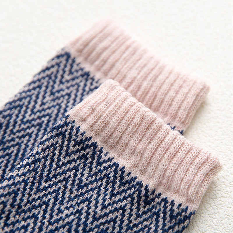 HSS Brand 5Pairs / Lot Men's Winter Thick Socks Ripple Striped Thicken Warm Casual Dress Socks Against Cold Snow Russia Sox HSSOX HSS Brand 5Pairs / Lot Men's Winter Thick Socks Ripple Striped Thicken Warm Casual Dress Socks Against Cold Snow Russia Sox HSSOX